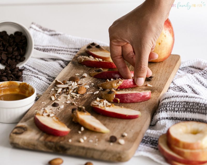 Apple Slices with Peanut Butter