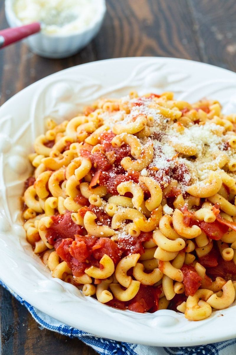 Baked Macaroni and Tomatoes