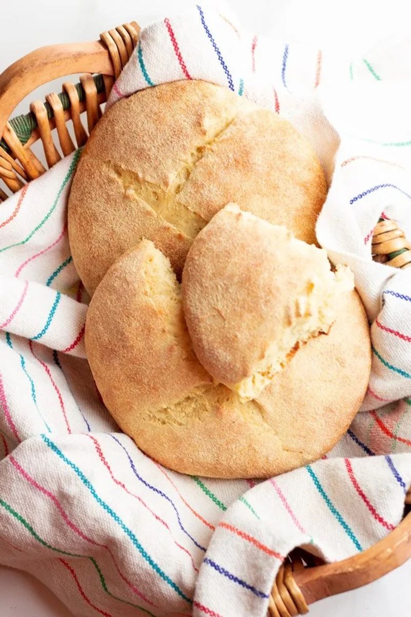Moroccan Semolina Bread (Khobz)