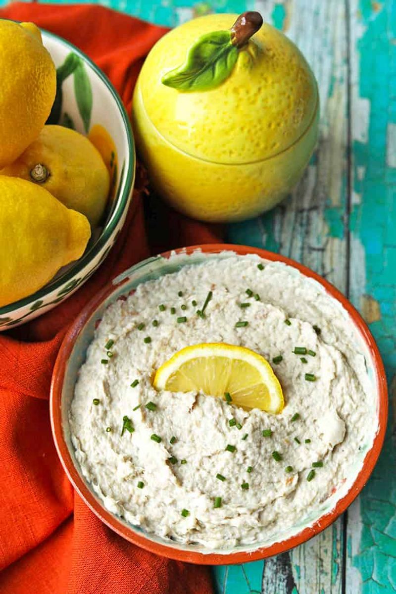 Mackerel Pate on Oatcakes (Scotland and Northern England)