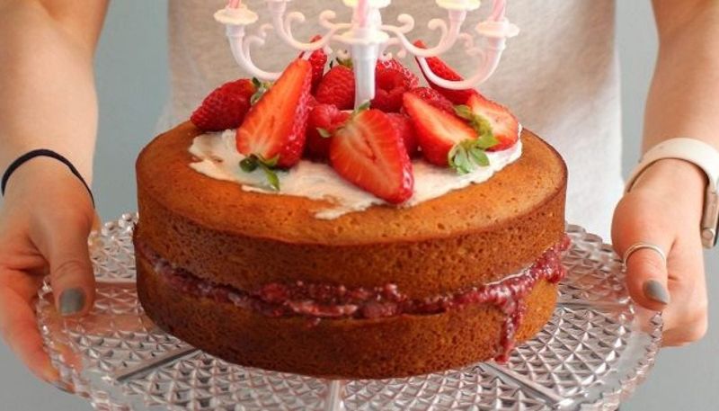 Chia Seed Vanilla Sponge