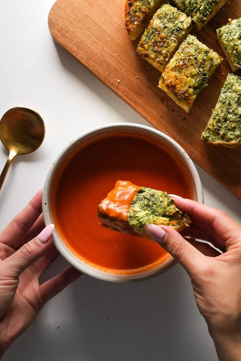 Garlic Bread With Canned Soup