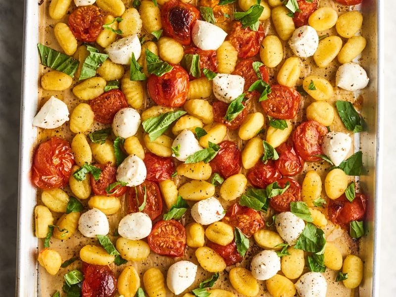 Sheet Pan Caprese Gnocchi Bake