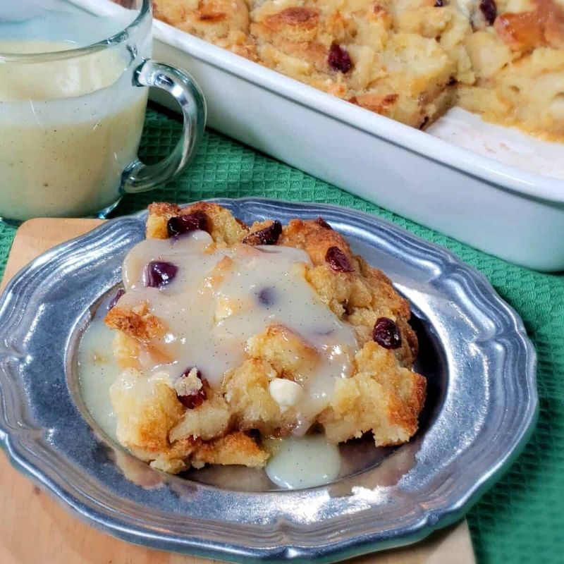 Cinnamon Raisin Bread Pudding