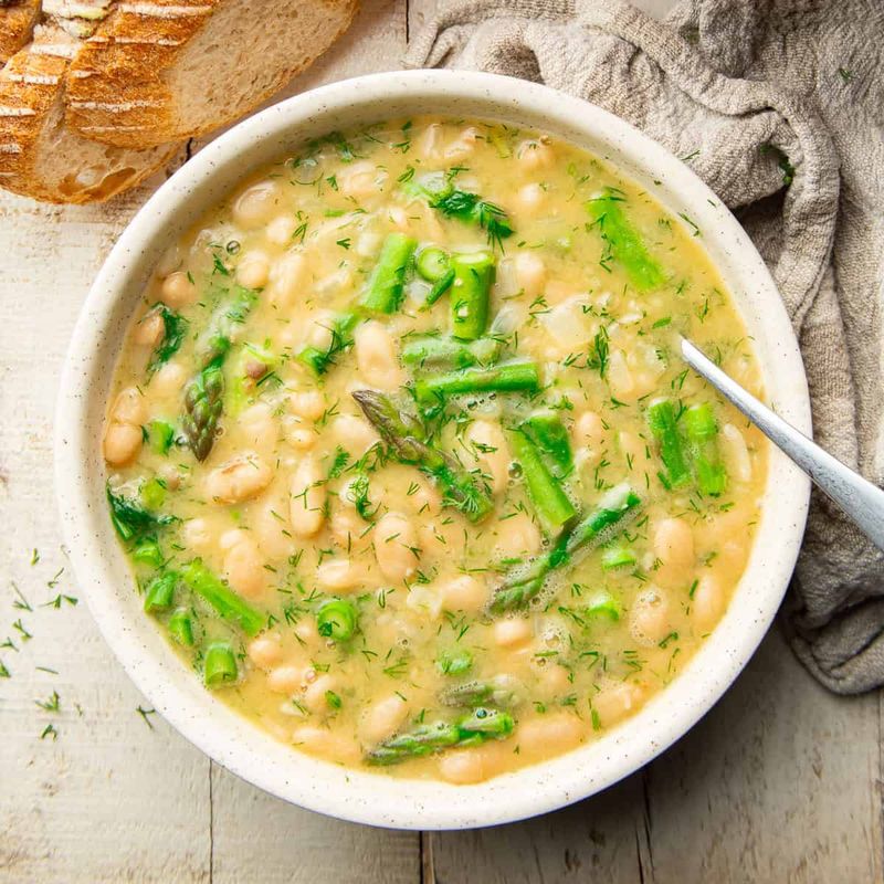 Chicken And Asparagus Stew With White Beans