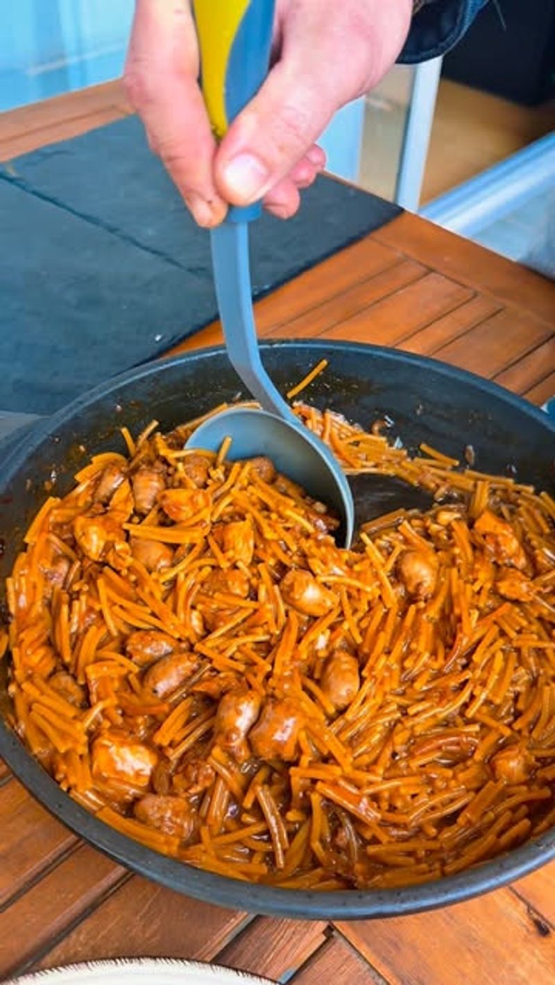 Fideos a la Cazuela (Spain)