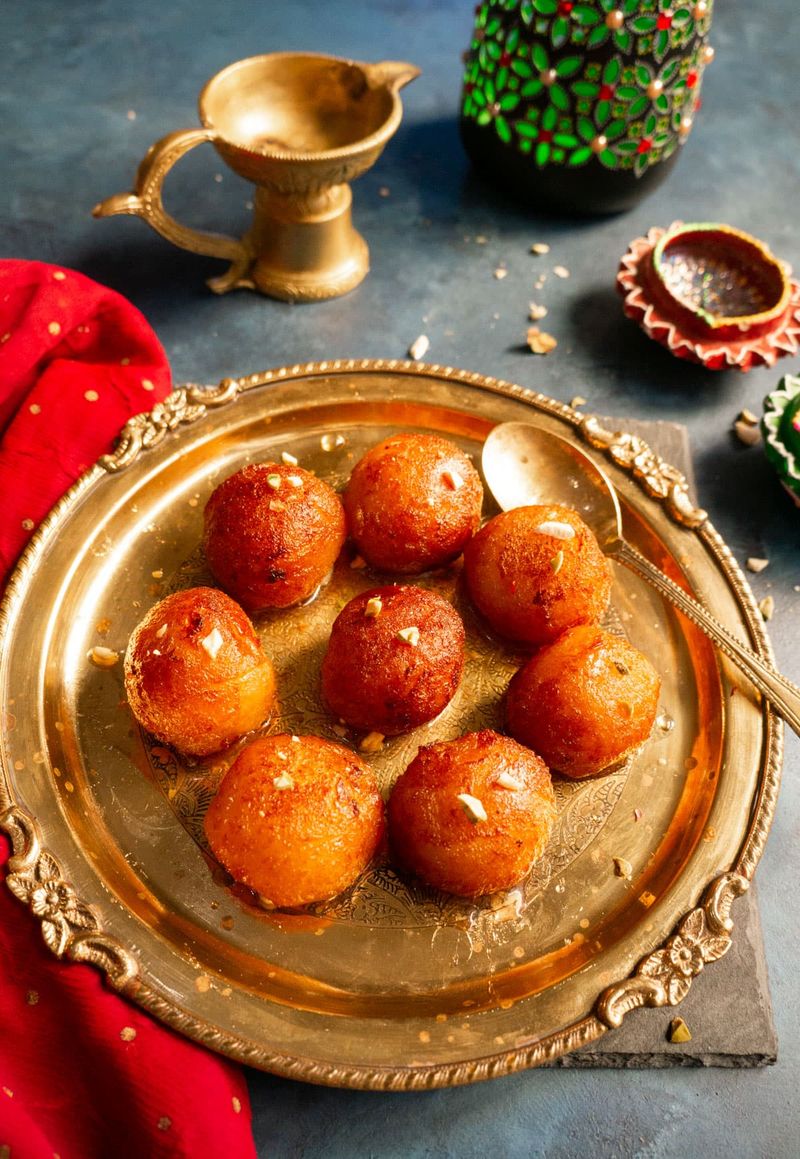 Gulab Jamun (India/Pakistan)