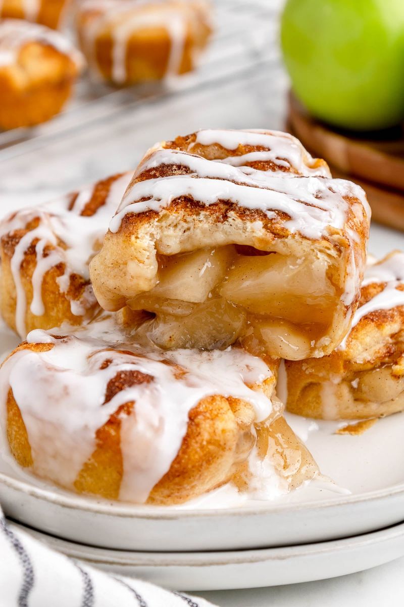 Apple Pie Croissants