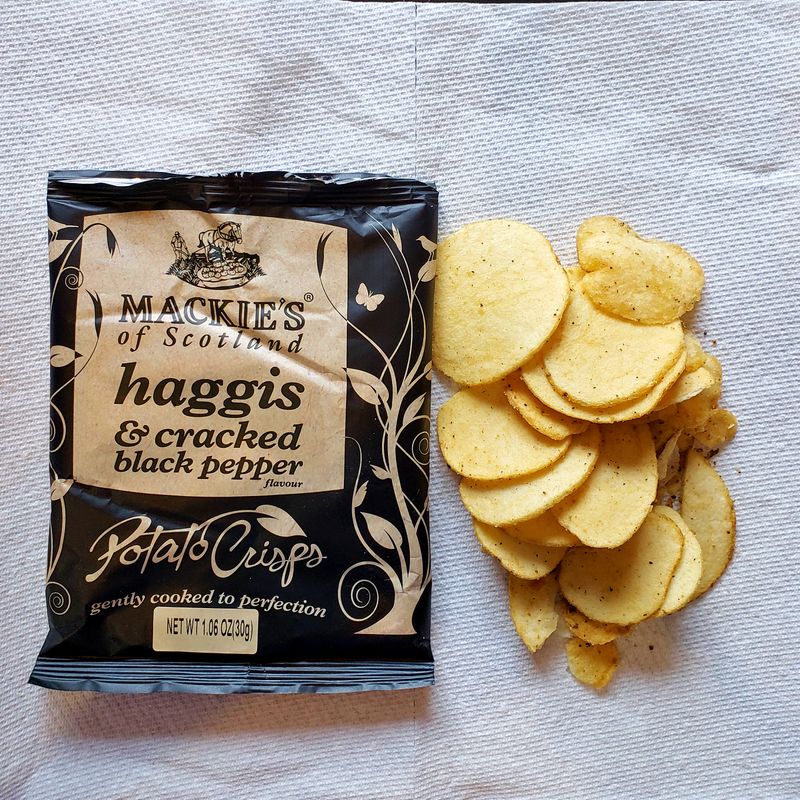 Mackie's of Scotland Haggis and Cracked Black Pepper Crisps