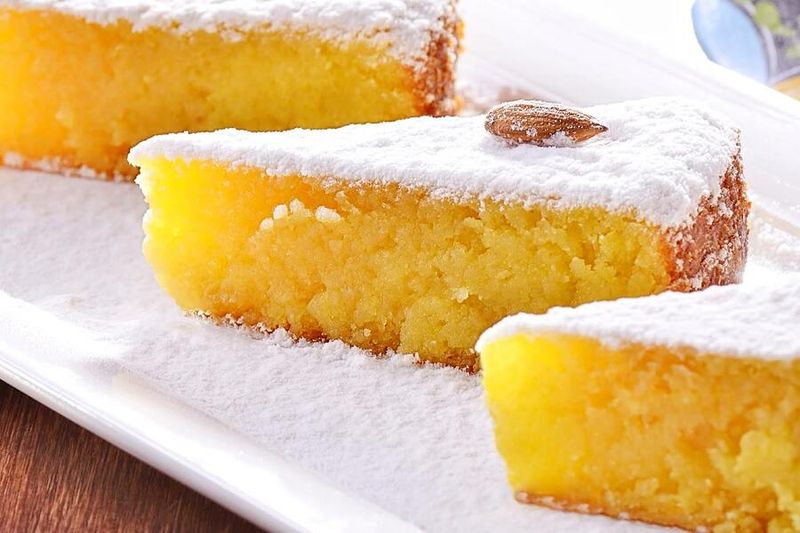 Toucinho do Ceu (Almond and Egg Yolk Cake)