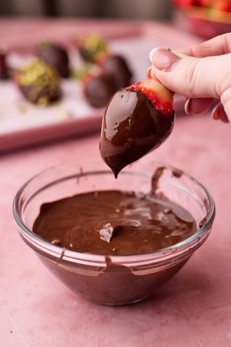 Chocolate Dipped Strawberries