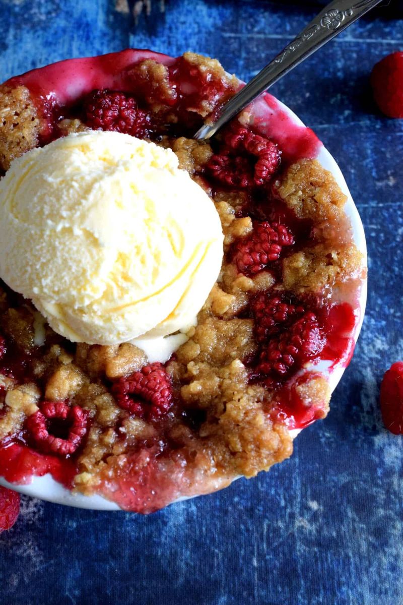 Raspberry Crumble