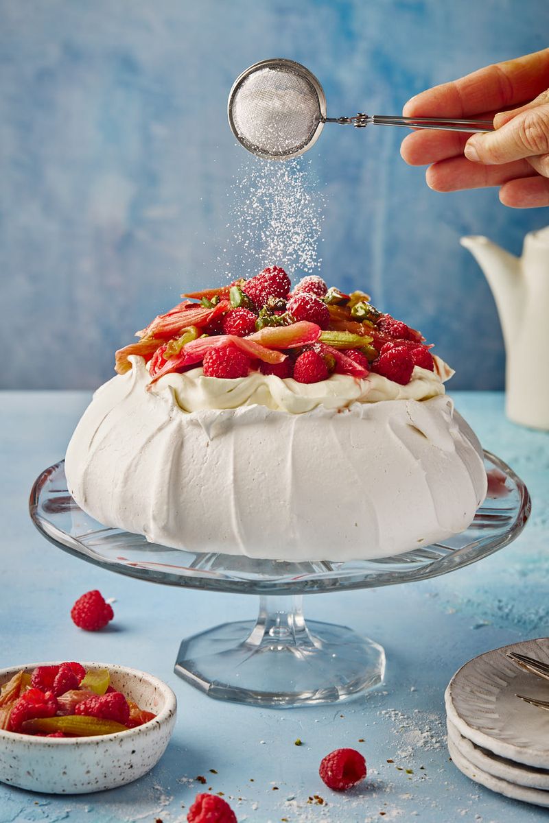 Rhubarb Pavlova