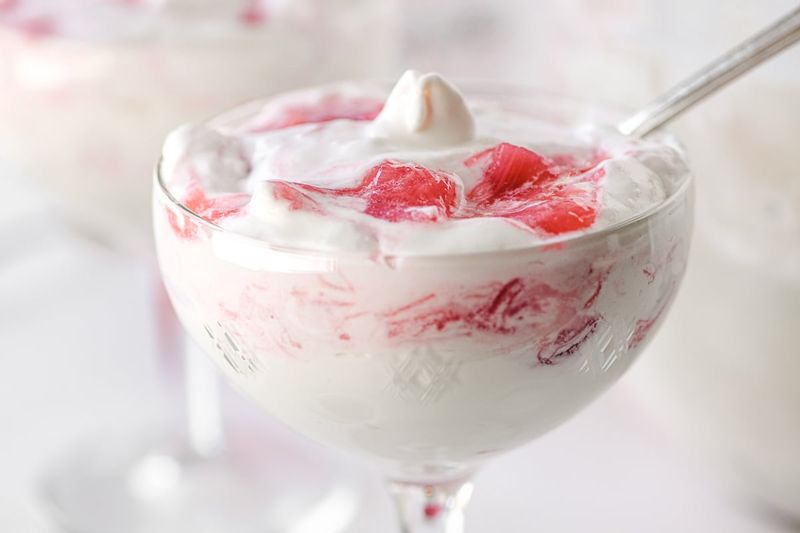Rhubarb Fool