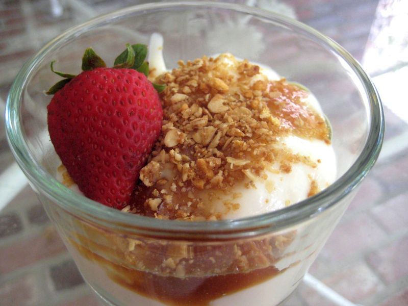 Greek Yogurt with Honey and Granola