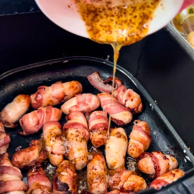 Pigs in Blankets with Honey Mustard Dip