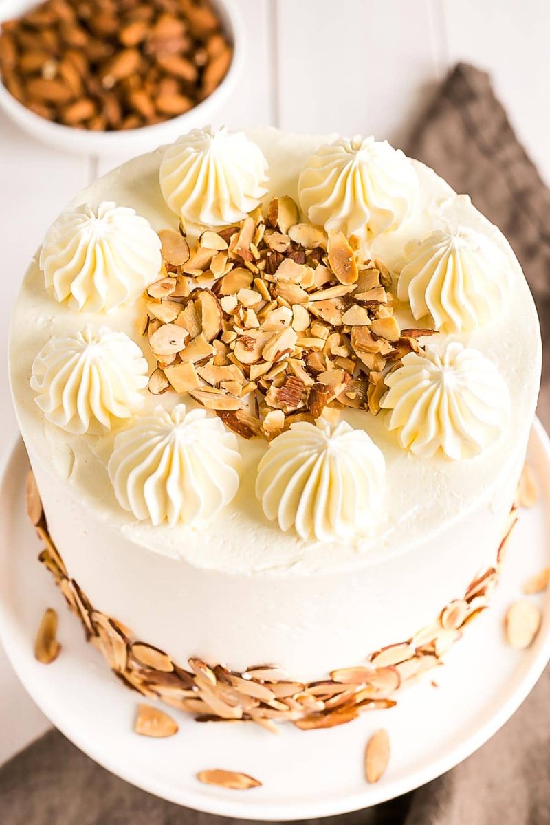 Almond Amaretto Cake