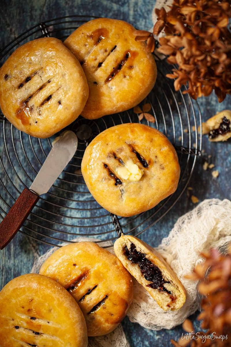 Chorley Cakes