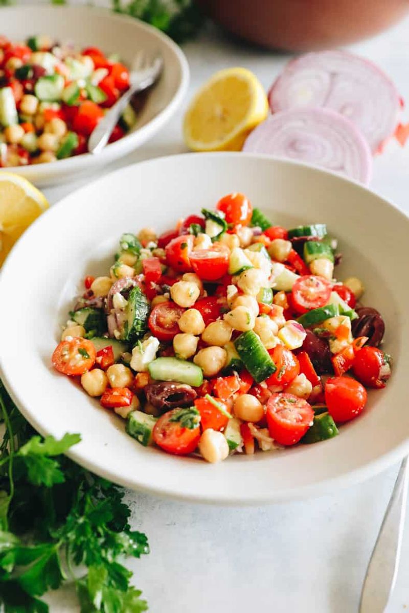 Mediterranean Chickpea and Cucumber Salad
