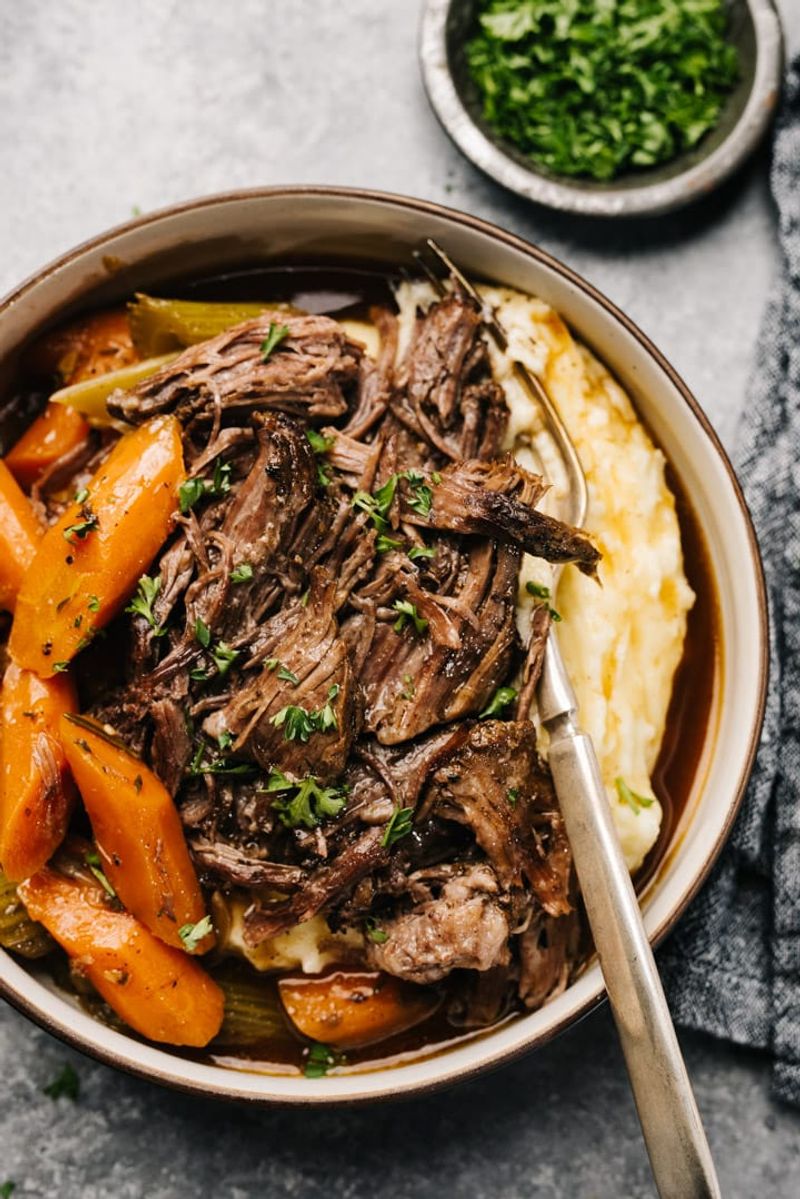 Slow Cooker Pot Roast With Mashed Potatoes