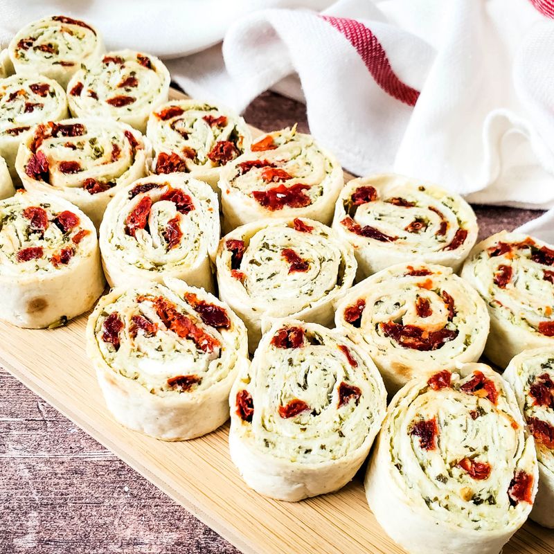 Pesto and Sun-Dried Tomato Pinwheels