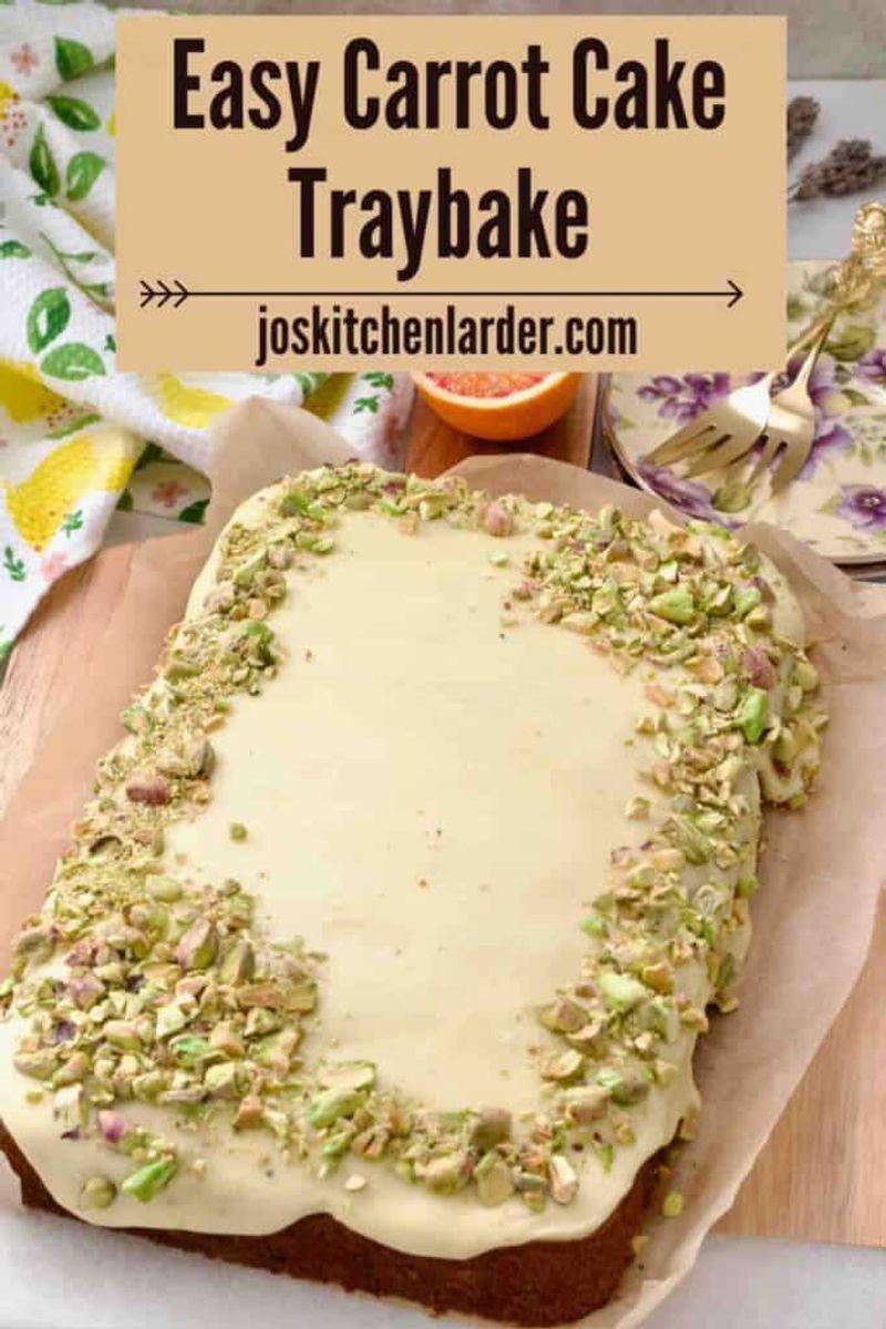 Carrot Cake Traybake