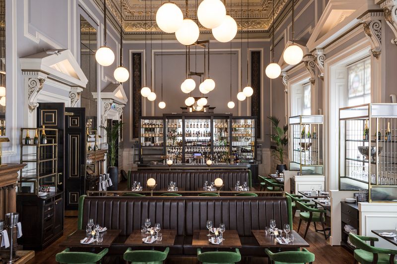 Hutchesons City Grill
