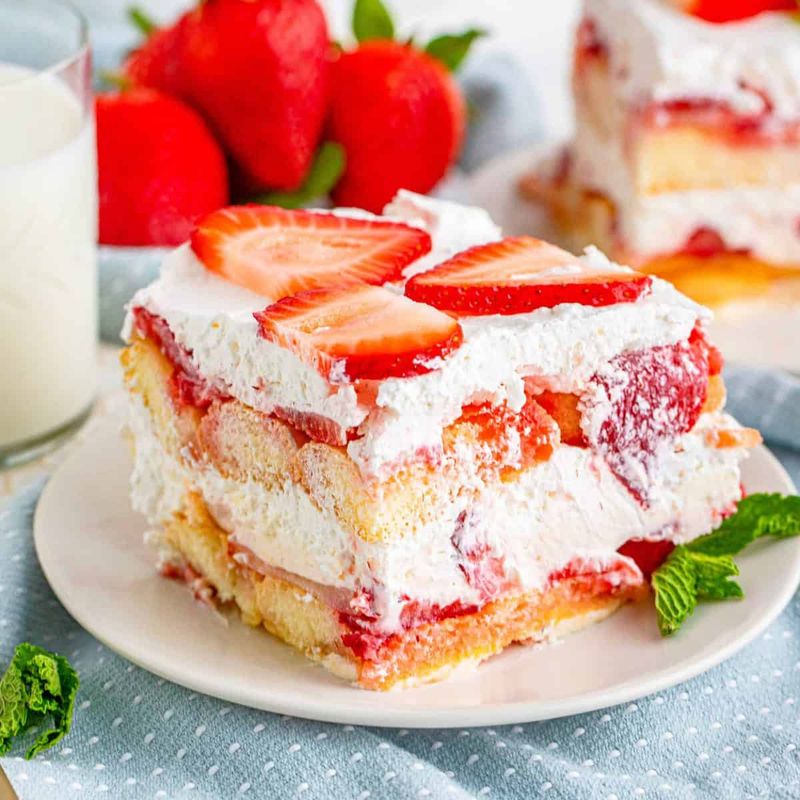 Strawberry Tiramisu