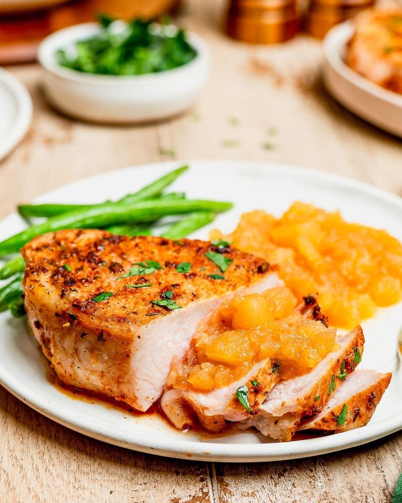 Pork Chops and Applesauce