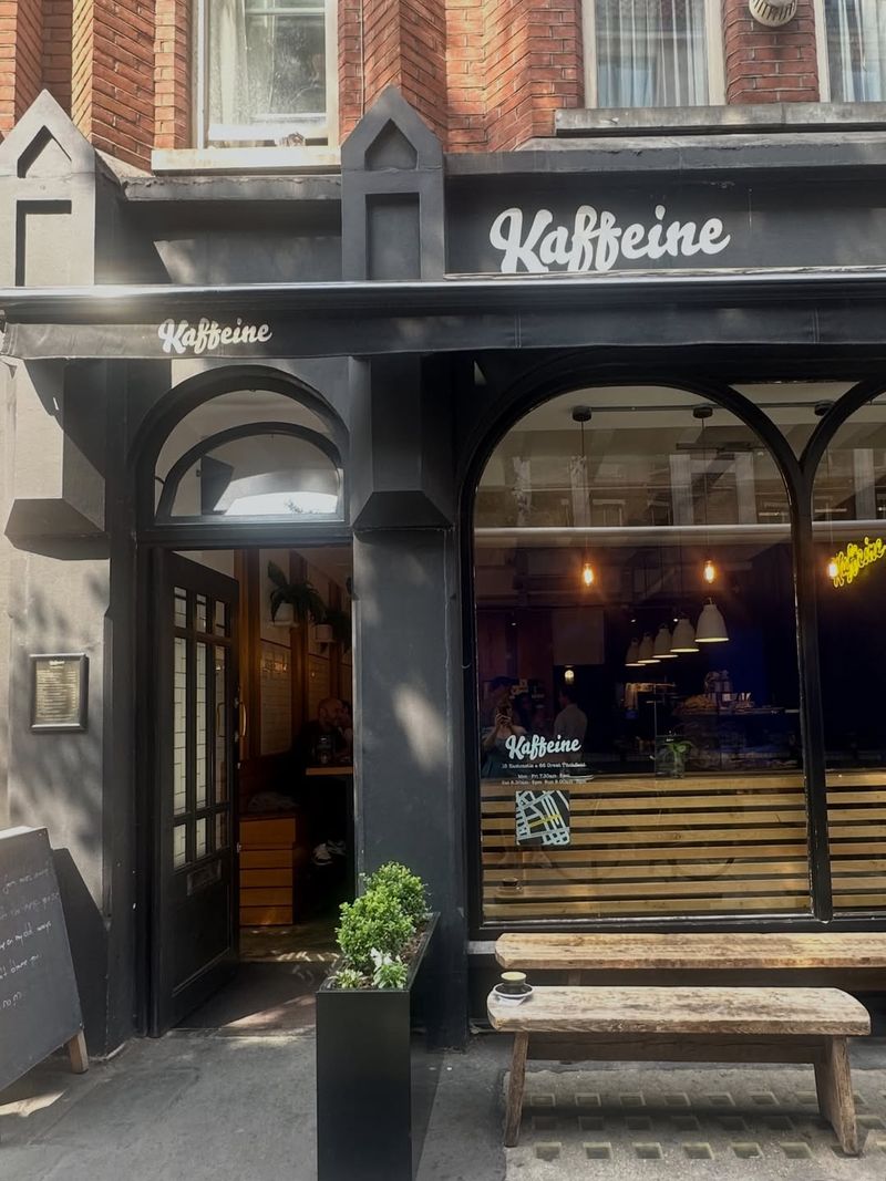 Kaffeine, Fitzrovia