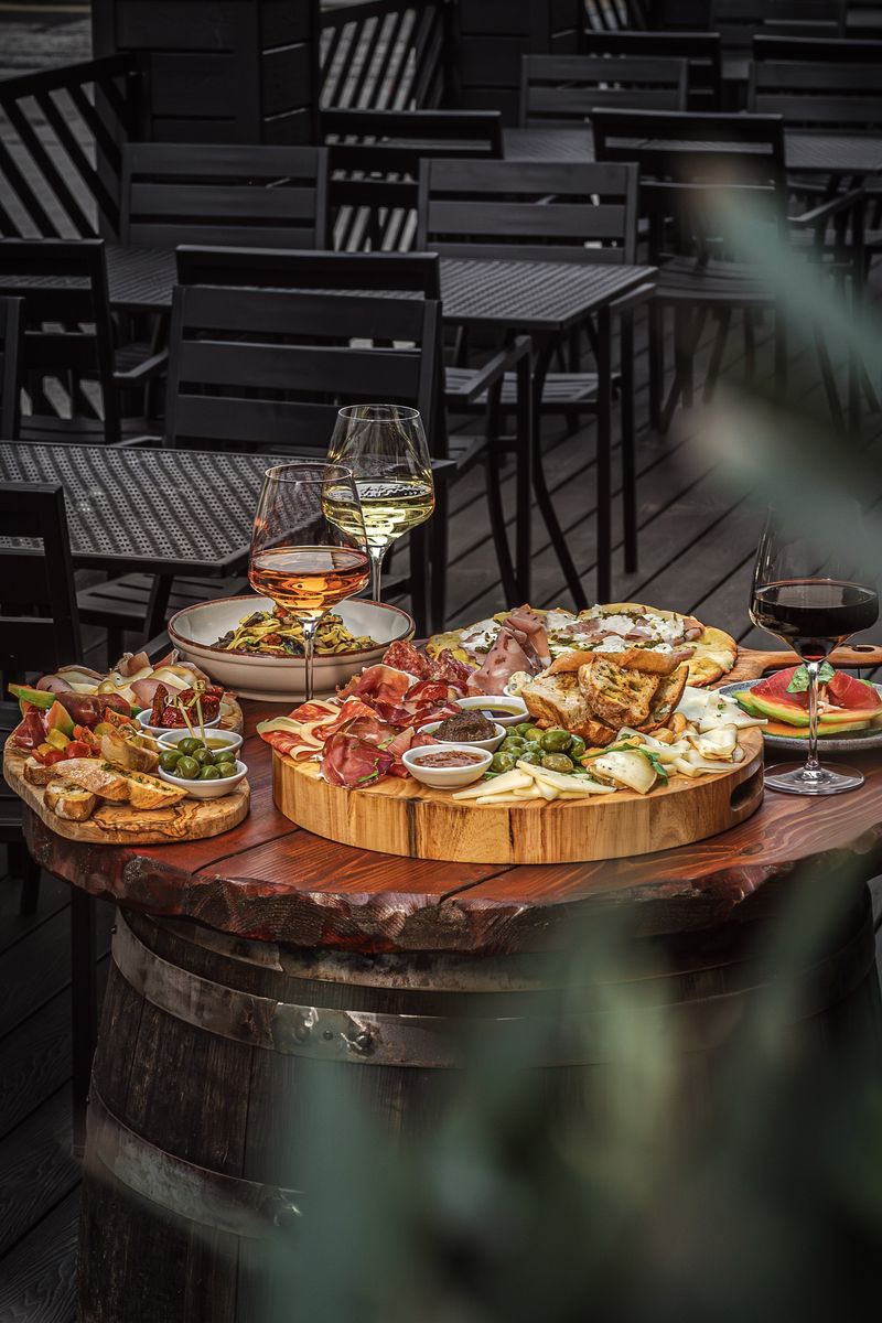 Vino Wines and Tea Bar