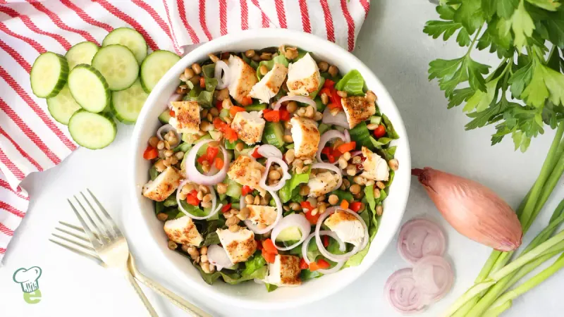 Cucumber and Chicken Salad With Lemon Vinaigrette