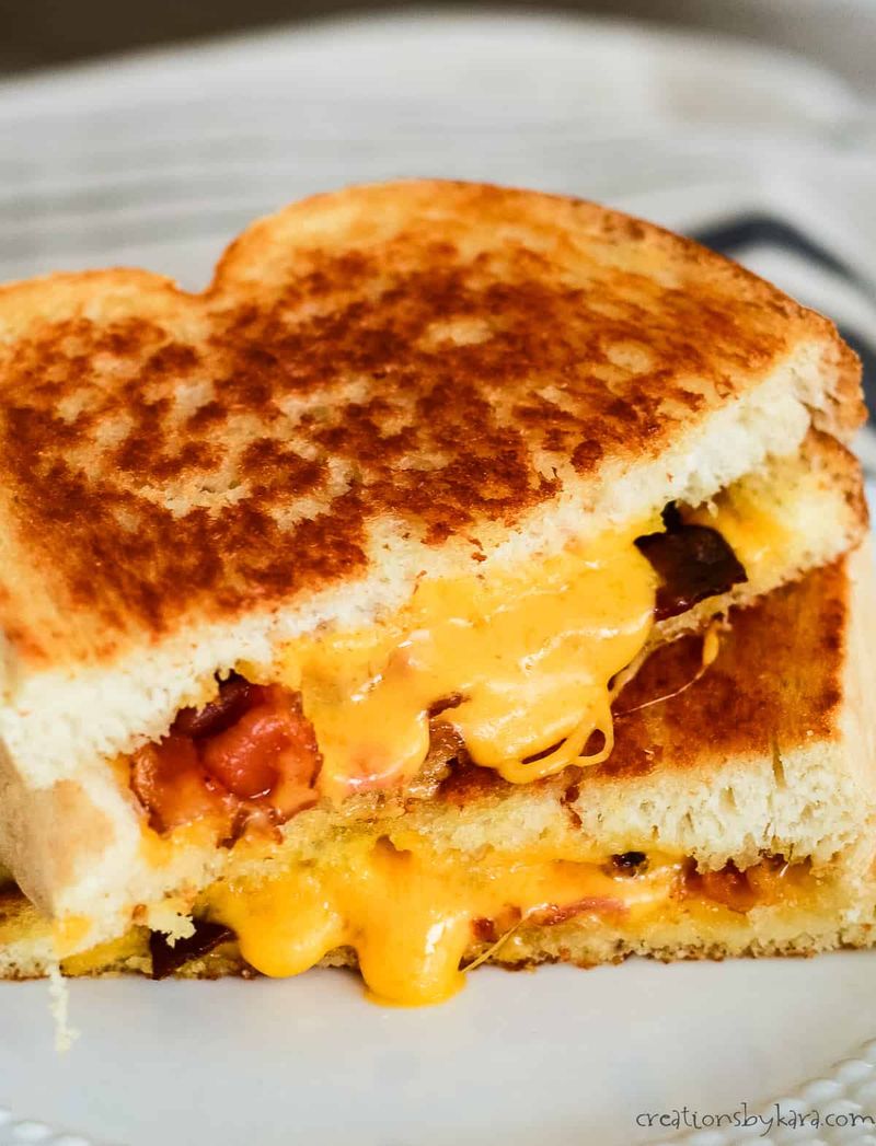 Bacon and Cheddar Grilled Cheese