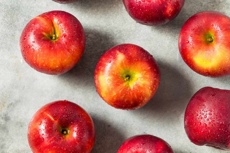 Apples