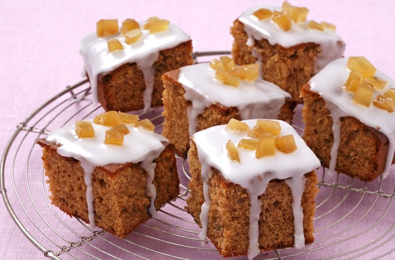 Gingerbread Traybake