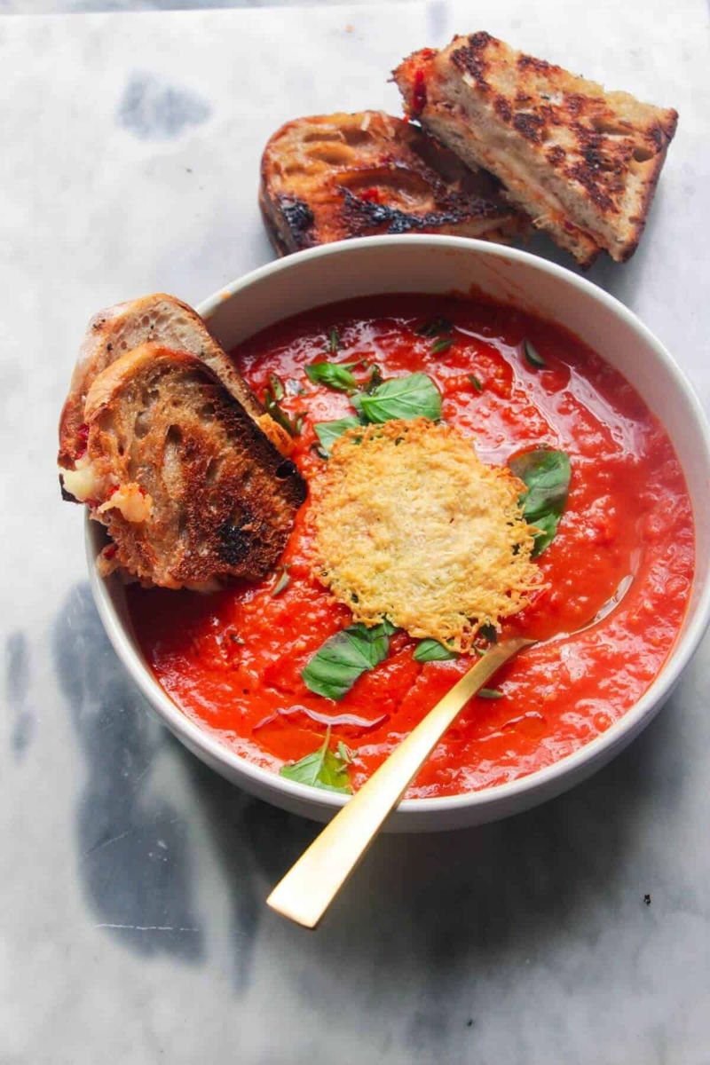 Roasted Red Pepper and Tomato Soup