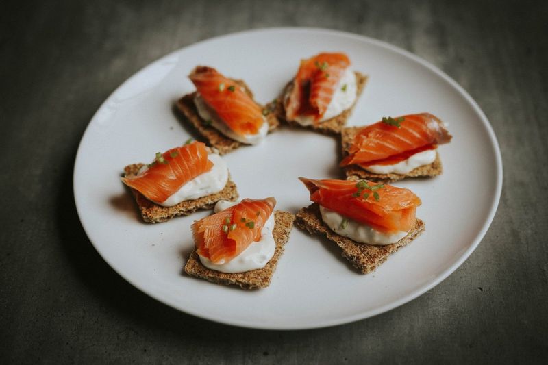 Decaf Coffee and Dark Rye Crackers with Smoked Salmon