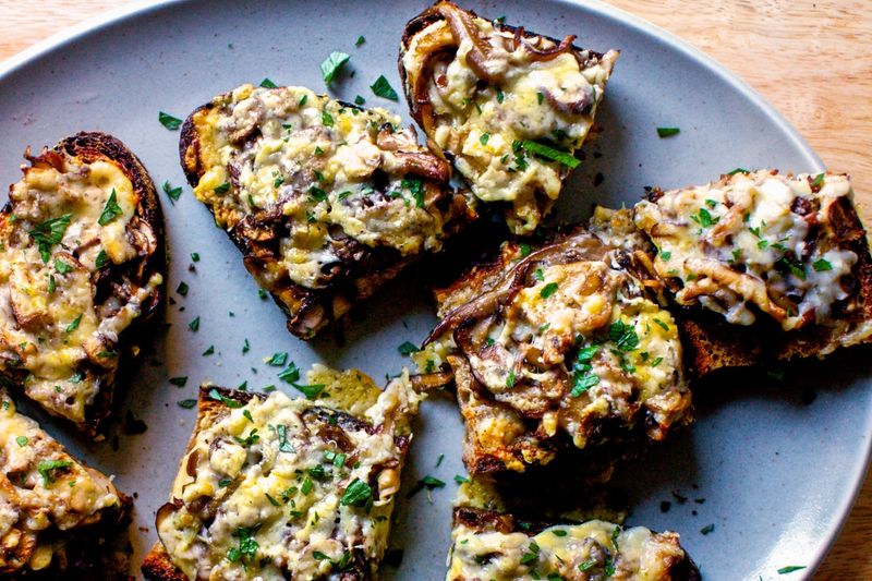Mushrooms on Toast