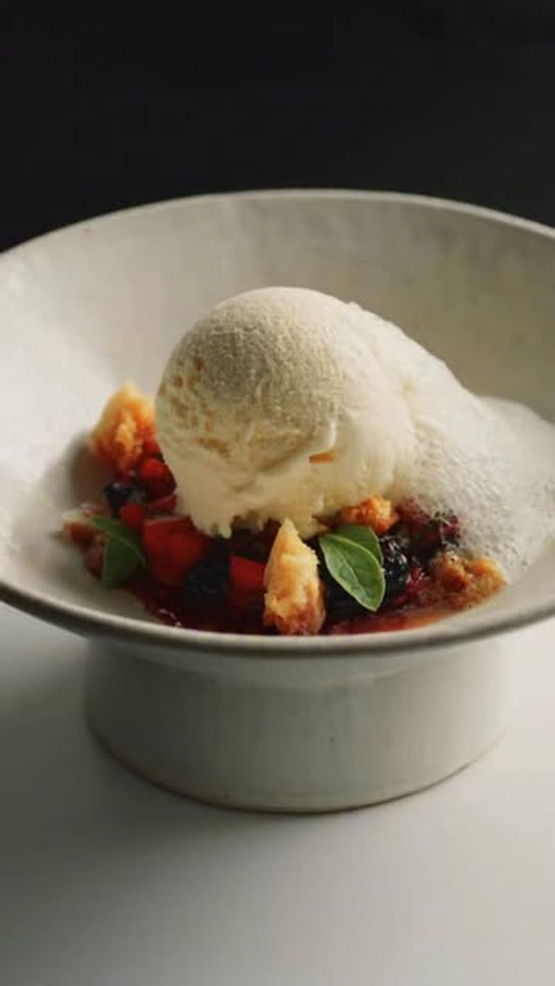 Burnt Honey and Beeswax Ice Cream
