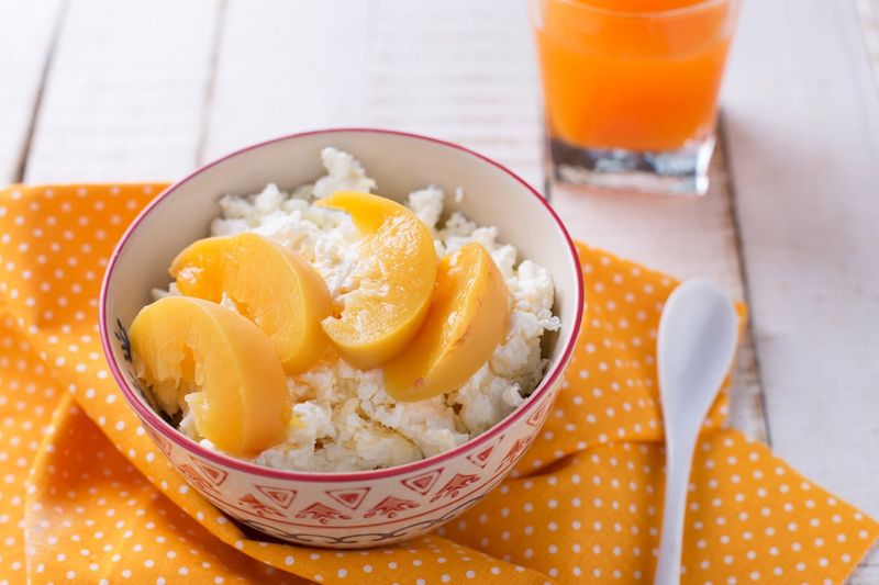 Cottage Cheese with Peaches