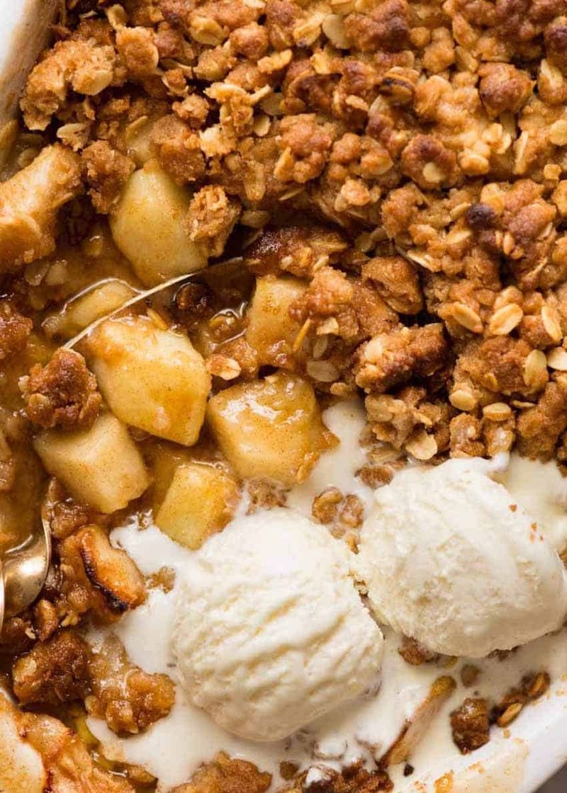 Classic Apple Crumble
