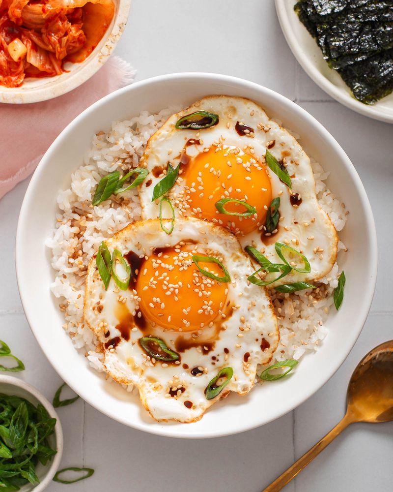 Gyeran Bap (Egg Rice Bowl)