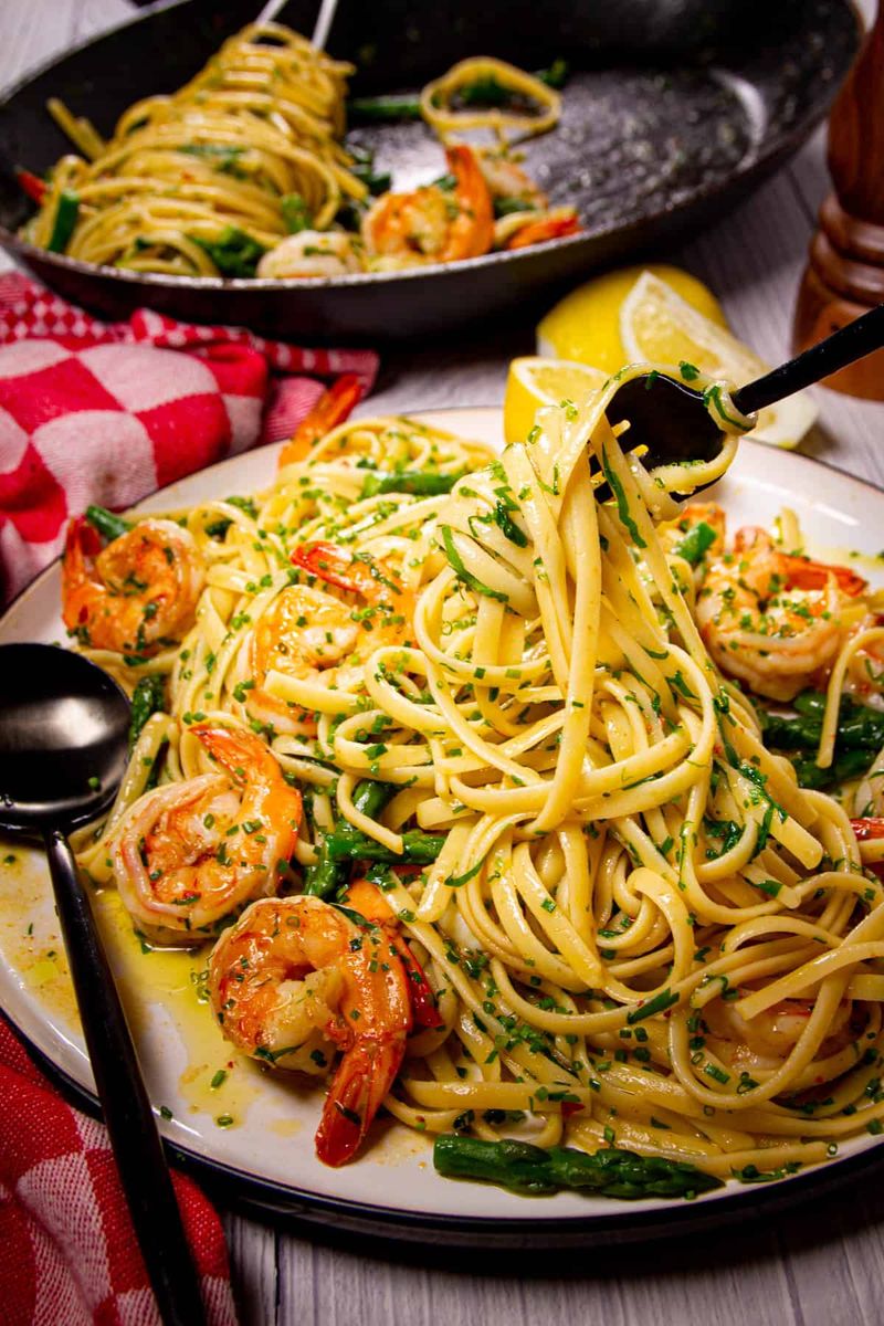Garlic Butter Shrimp Pasta