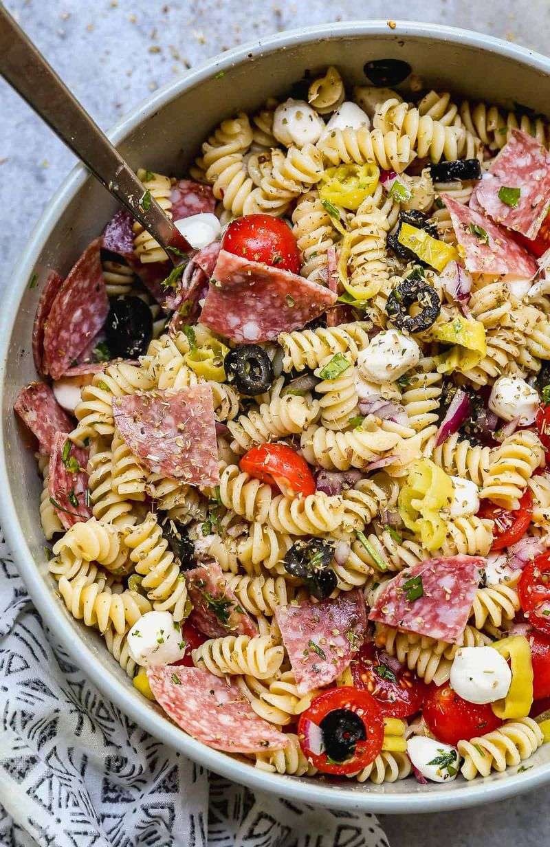 Classic Pasta Salad With Zesty Italian Dressing