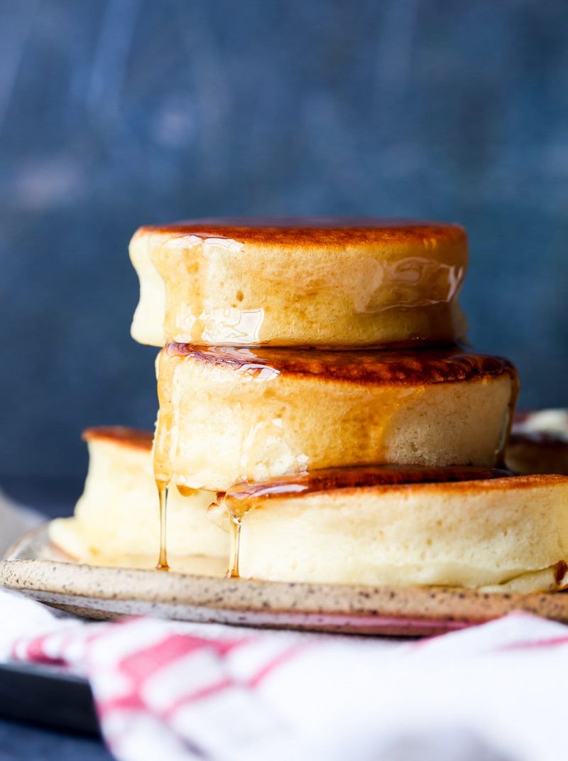 Fluffy Japanese Soufflé Pancakes