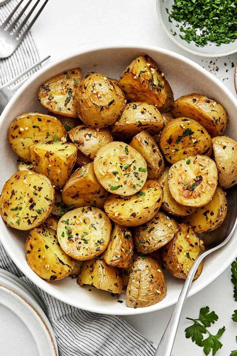 Garlic Roasted Potatoes