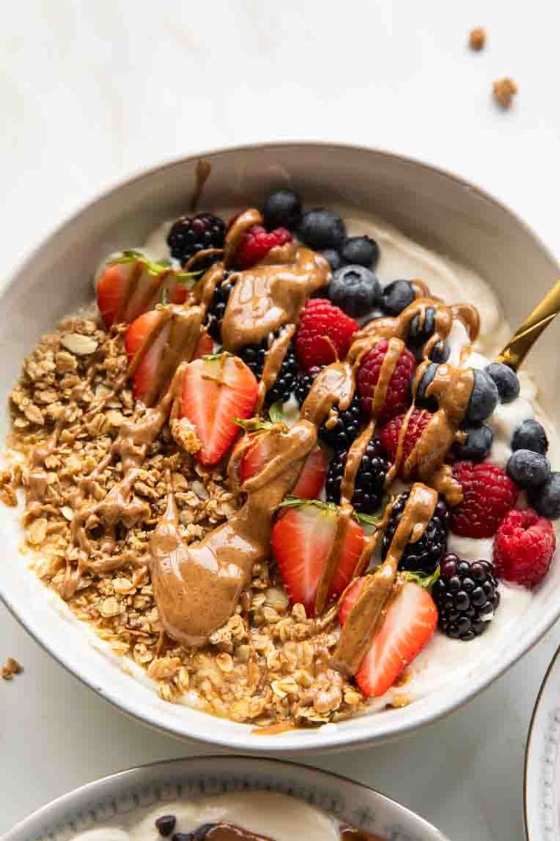 Classic Granola Bowl with Fresh Berries