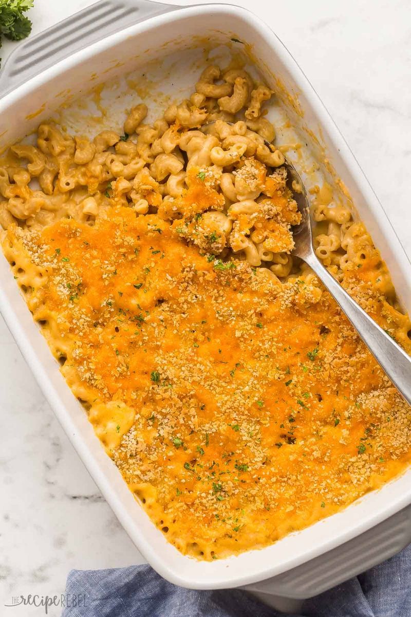 Lighter Baked Mac and Cheese