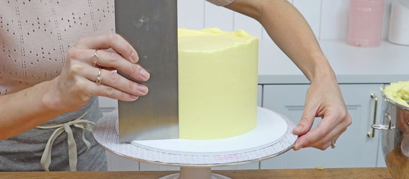 Use a Cake Turntable for Flawless Frosting
