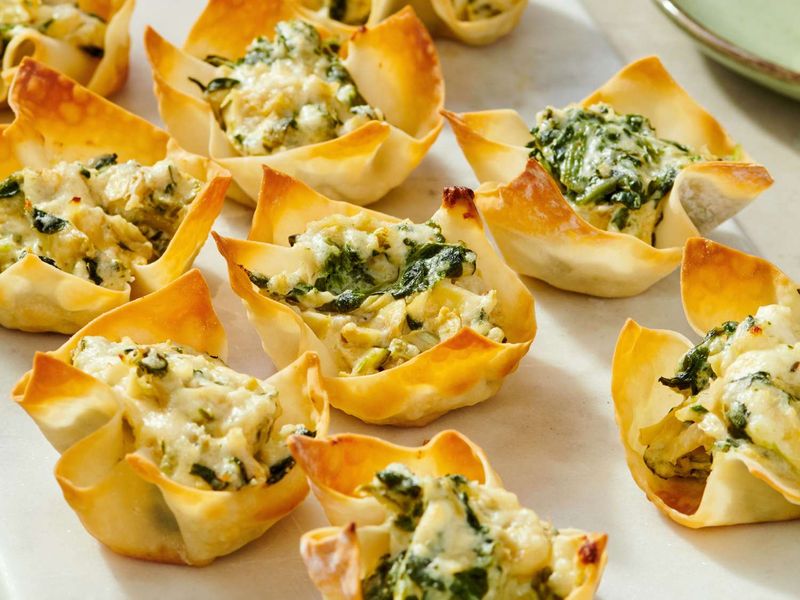 Air Fryer Spinach Artichoke Dip Wontons